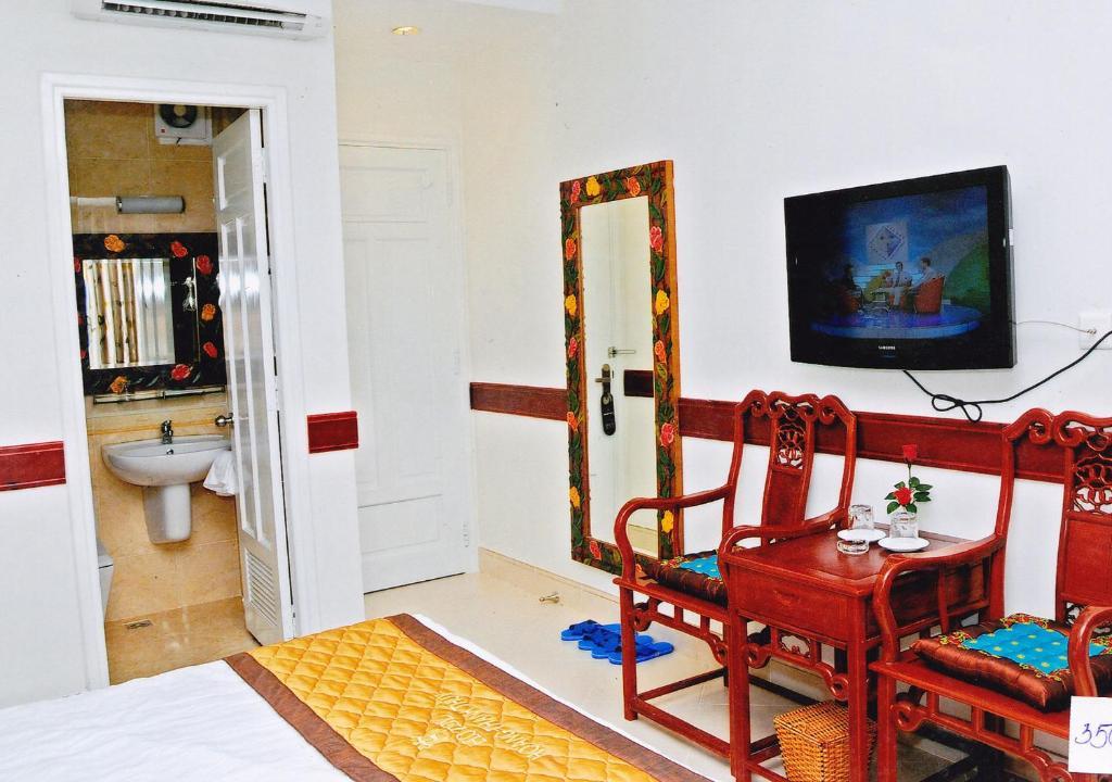 Hoang Thanh Thuy Airport Hotel 1 - Gan Am Thuc Dem Cho Hoang Hoa Tham مدينة هوشي منه الغرفة الصورة