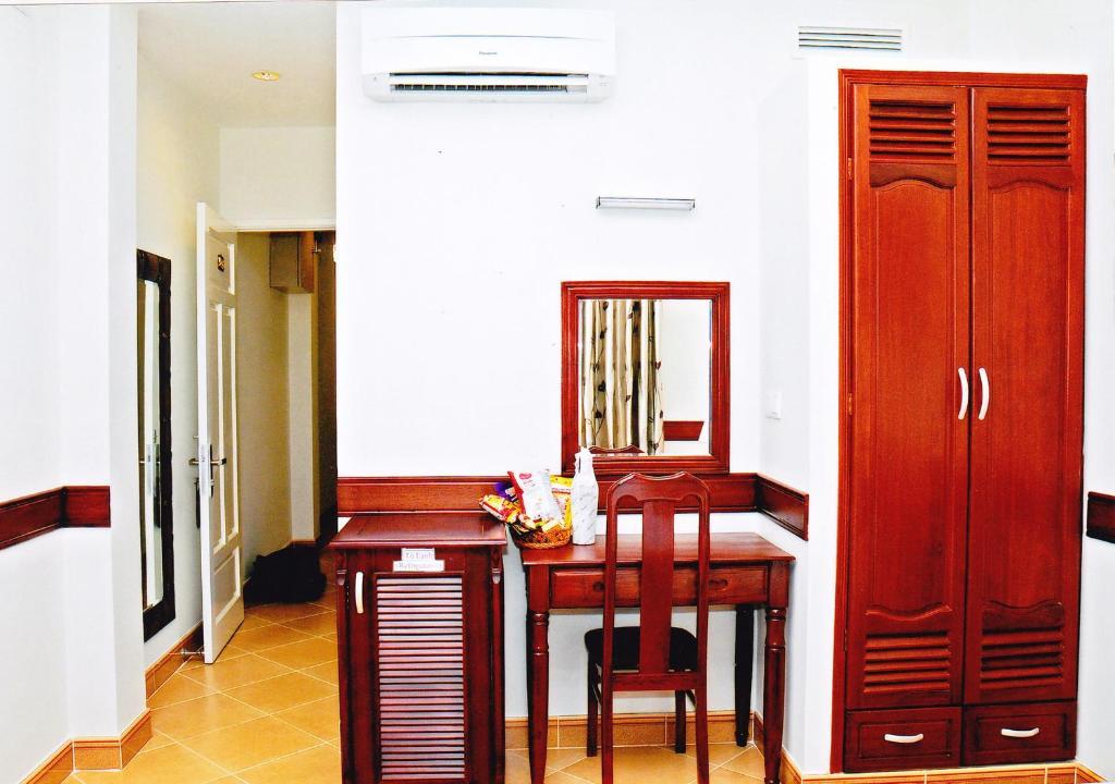 Hoang Thanh Thuy Airport Hotel 1 - Gan Am Thuc Dem Cho Hoang Hoa Tham مدينة هوشي منه الغرفة الصورة
